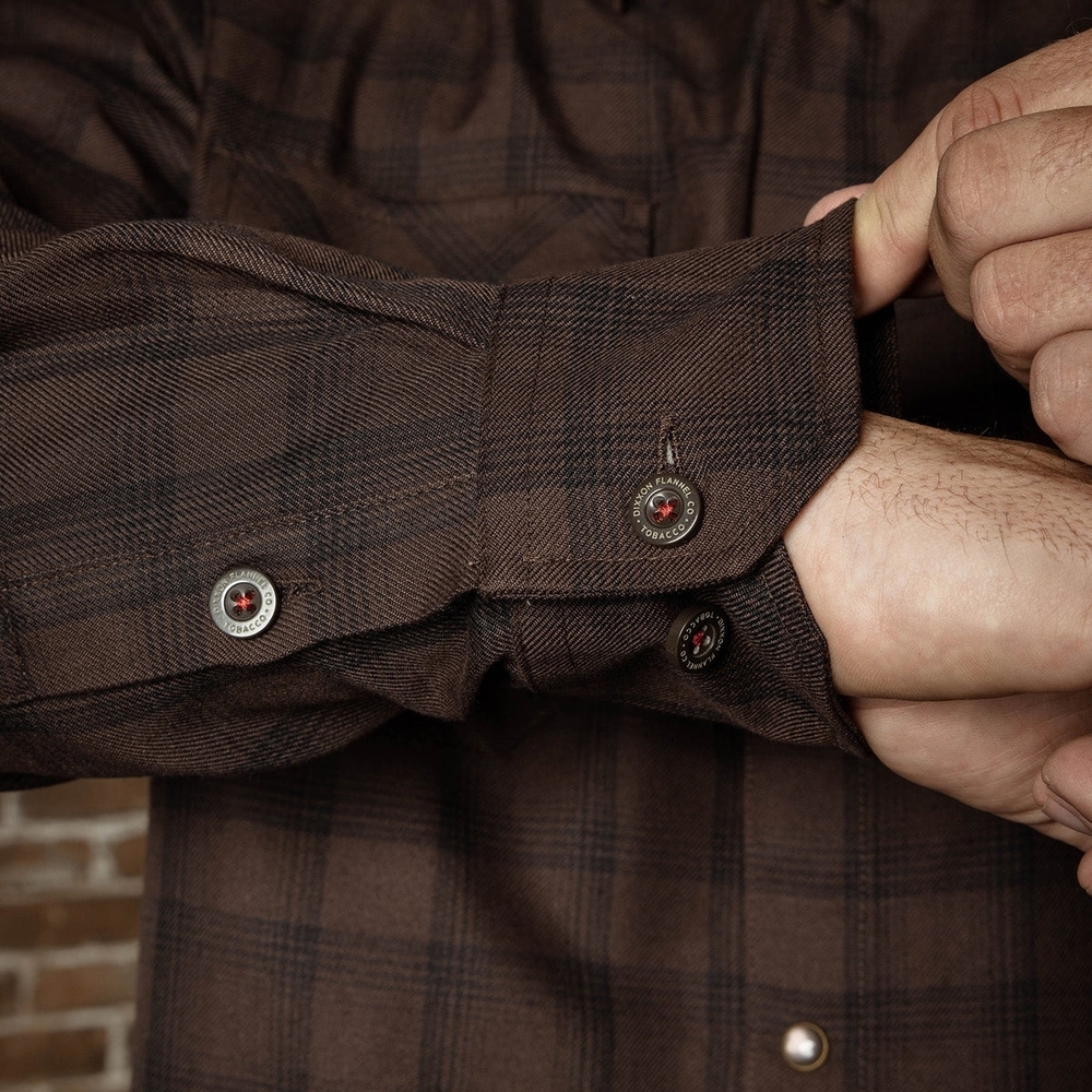 DIXXON - "The Tobacco" Flannel Men's Large BNIB NWT Ships Free ASAP - Picture 4 of 6